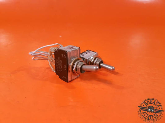 CUTLER HAMMER KIT OF 2 SWITCHES  P/N MS35058-28