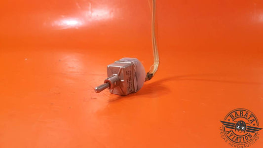 CUTLER HAMMER TOGGLE SWITCH 3 POSITIONS ON/OFF/ON P/N: MS25307-212