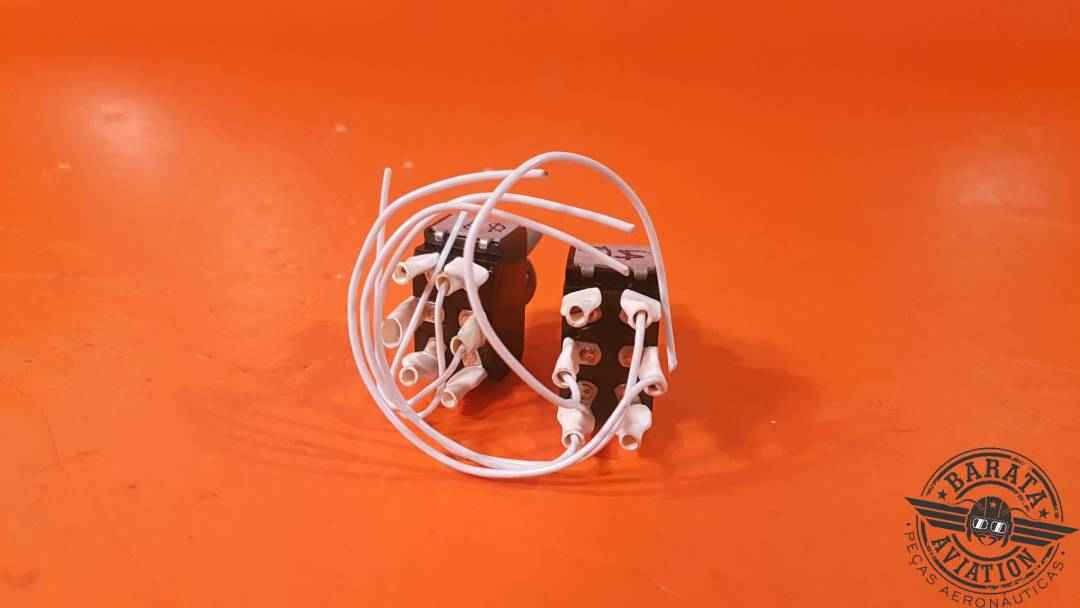 CUTTER HAMMER KIT WITH 2 SWITCHES P/N MS35059-23