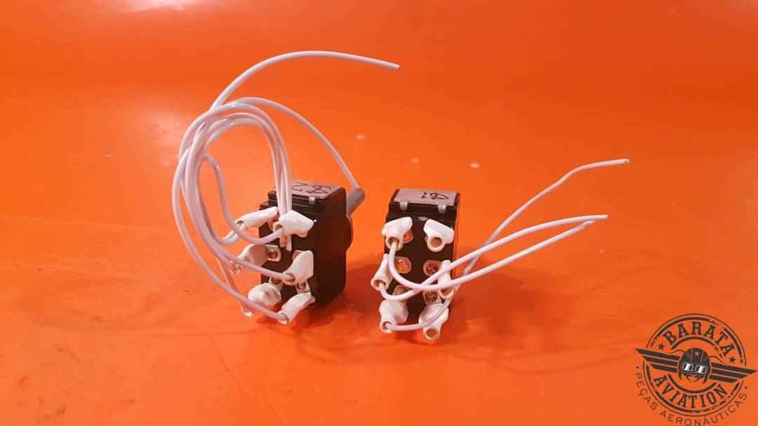 CUTTER HAMMER KIT OF 2 SWITCHES P/N : MS35059-27