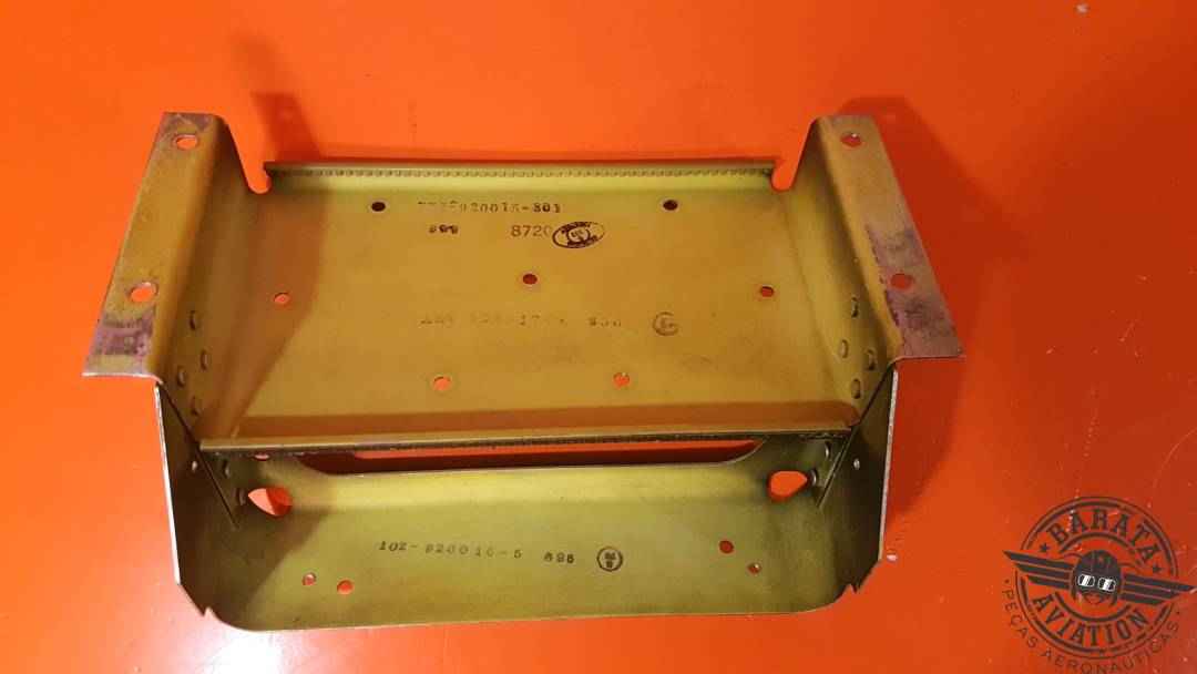 MOUNTING BRACKET ASSEMBLY FUEL SELECTOR P/N: 102-920015-601