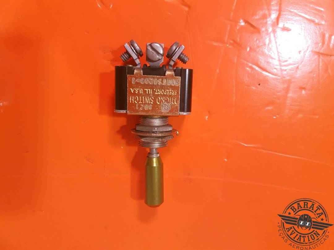 511TS1203-1 MICROSWITCH TOGGLE SWITCH  3 POSITION; ON/OFF/ON