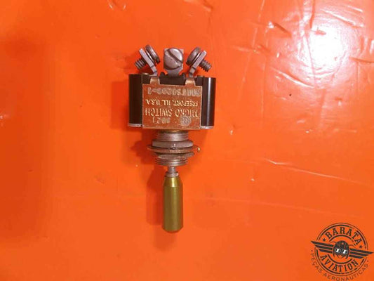 511TS1203-1 MICROSWITCH TOGGLE SWITCH  3 POSITION; ON/OFF/ON