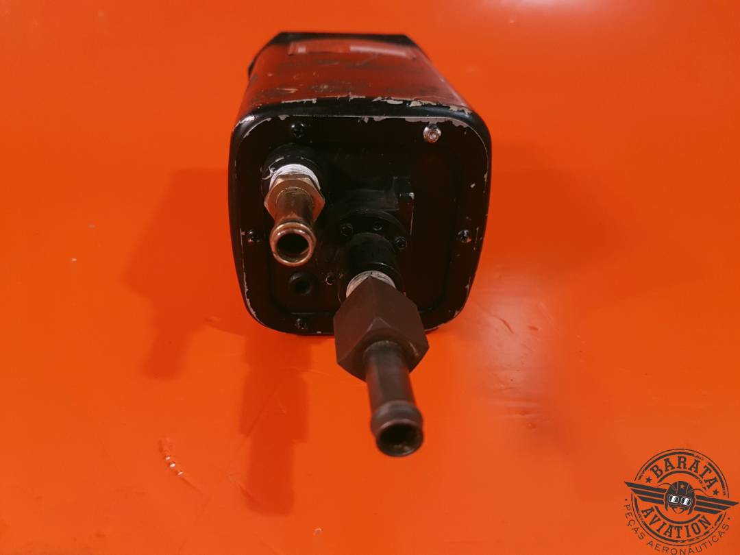 CESSNA HORIZON GYRO INDICATOR P/N: C661076-0102