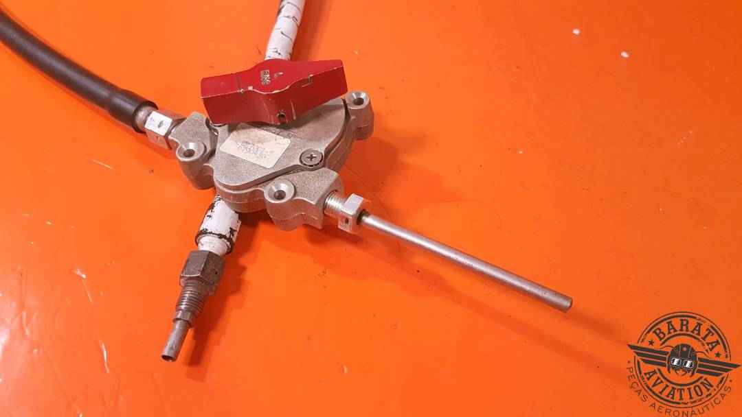 CONTROL BOX LEFT WING FUEL P/N: HE7001-5