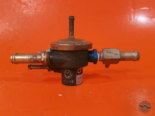 3H64-3 Beech Airborne Valve Air Regulator