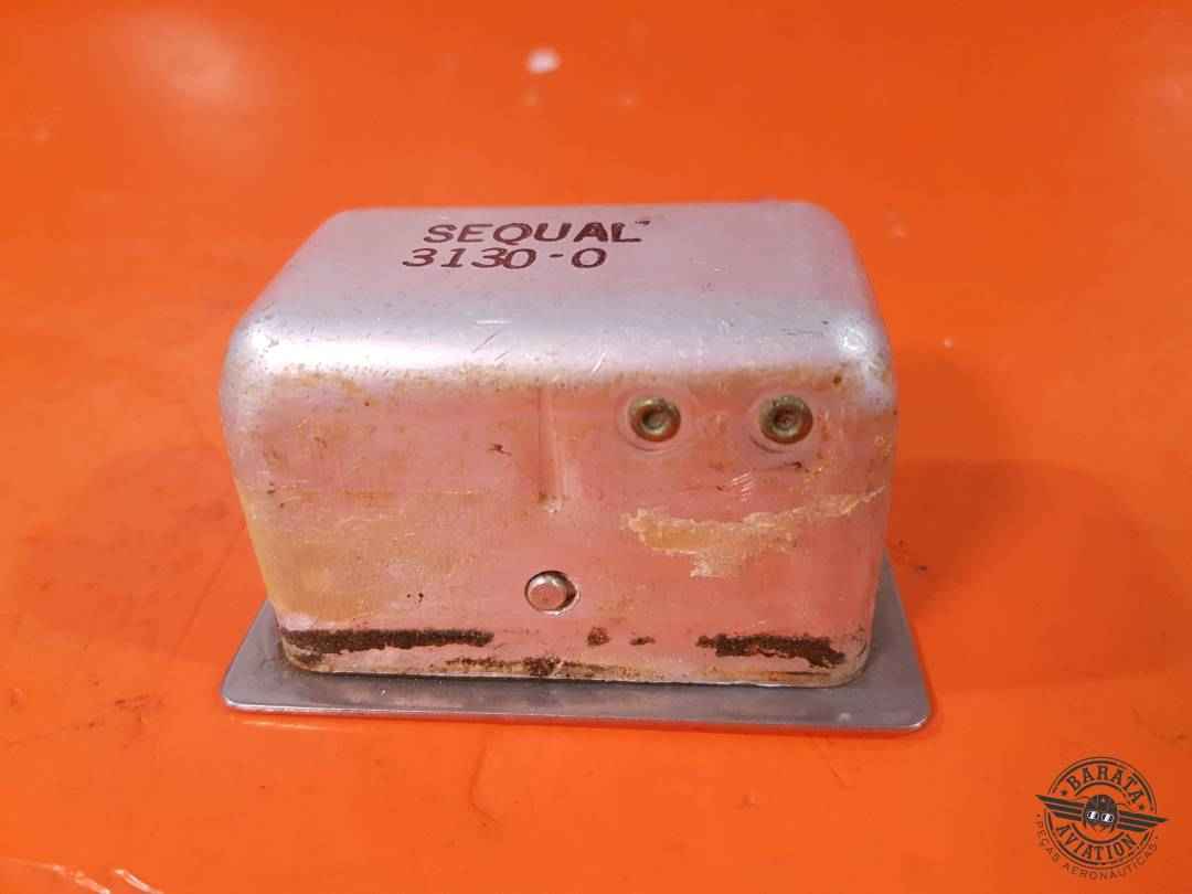 3130-0 Sequal Ashtrays With Armrest