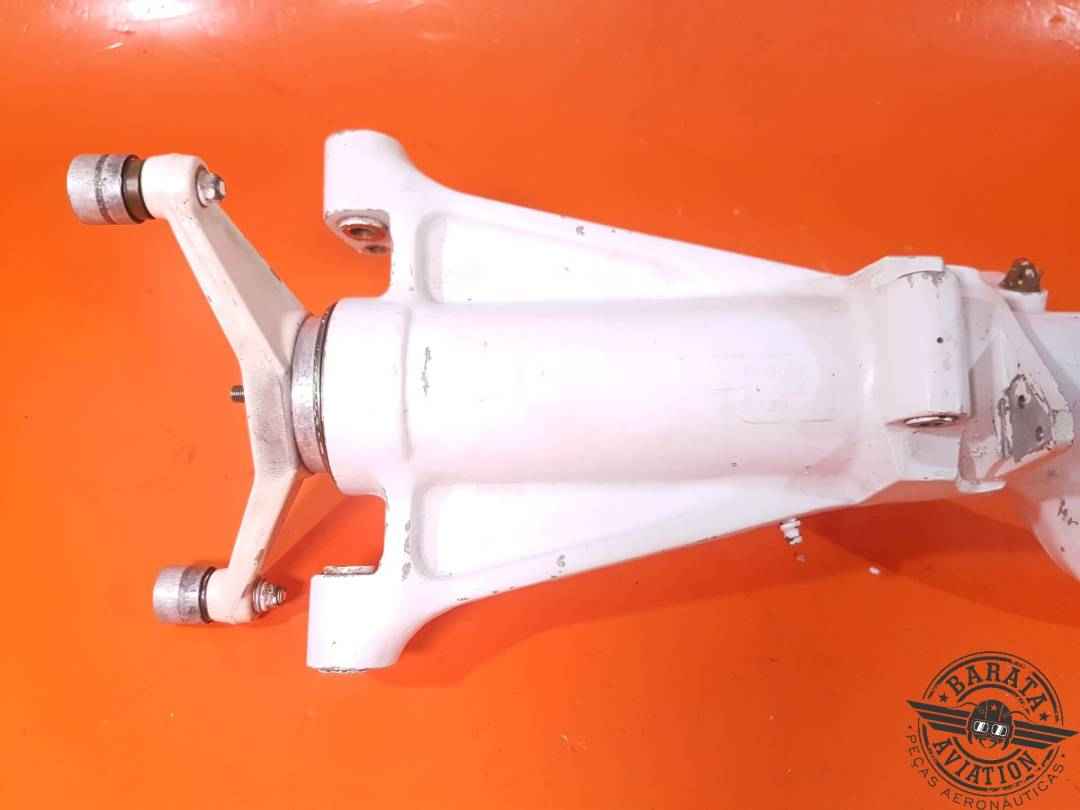 NOSE GEAR ASSEMBLY - RETRACT INCLUSE: NOSE GEAR LOWER STRUT ASSY P/N: 67100-07