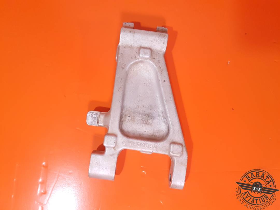 LINK AND BRACE ASSEMBLY - GEAR DOWNLOCK P/N: 38040-02