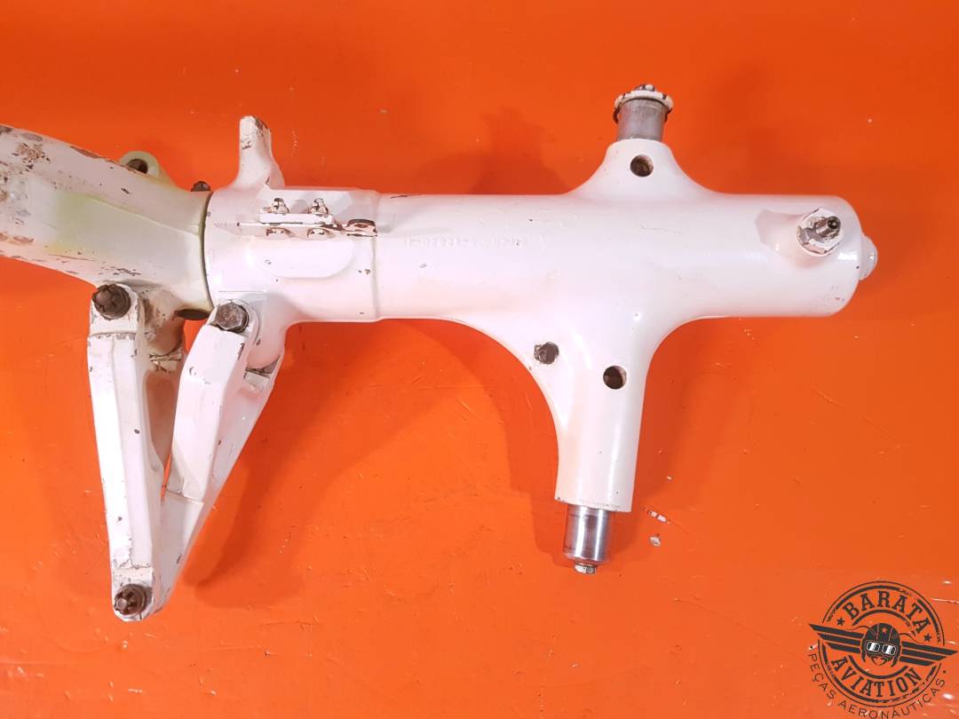 MAIN GEAR ASSEMBLY RIGHT - RETRACT P/N: 96766-07