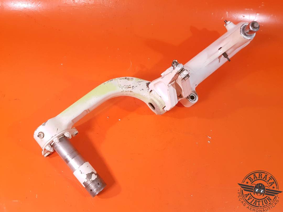 MAIN GEAR ASSEMBLY RIGHT - RETRACT P/N: 96766-07