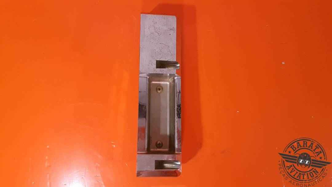 ARMREST HOUSING ASSY R/H P/N: 66710-17