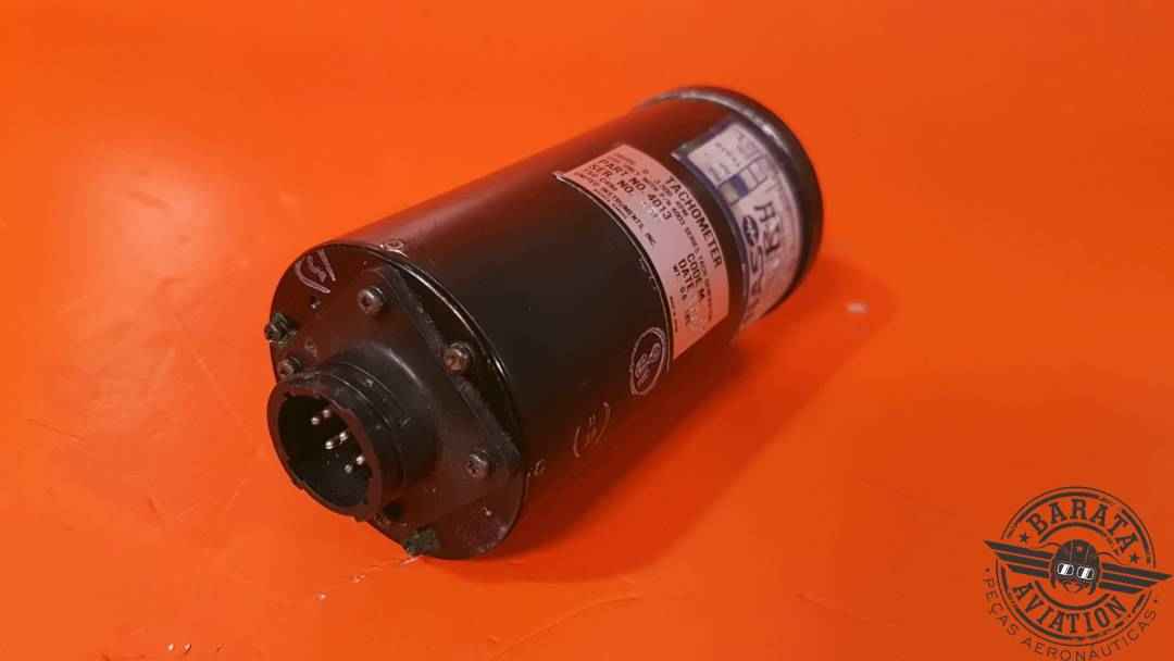 BEECHCRAFT TACHOMETER P/N 102-380011-29 FOR PARTS OR NOT WORKING