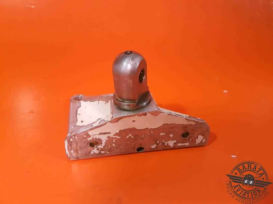 BRACKET ASSEMBLY MAIN GEAR R/H TRUSS P/N 95653-3