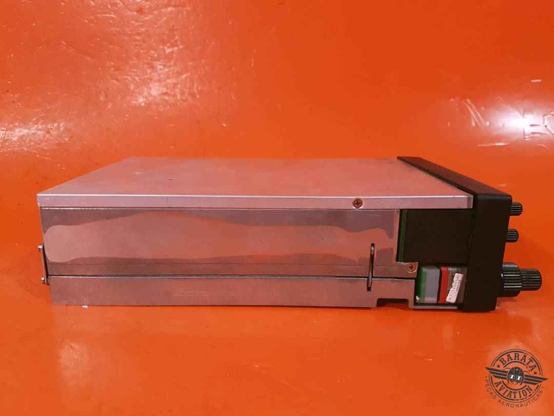 011-01060-00 GARMIN GNS-430W Gps/Nav/Comm) - 14/28 vdc - W/ Mount Tray And Backplate