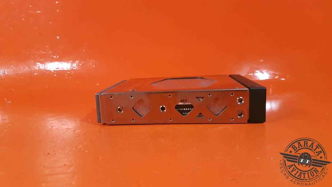 011-00490-00 Garmin GTX 327 Transponder - 11/33 Vdc - W/ Mount Tray