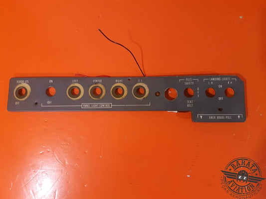 5518176-2 PANEL DE PRODUCTOS EL CONJUNTO CONTROLES DE LUZ 115 V/400 Hz