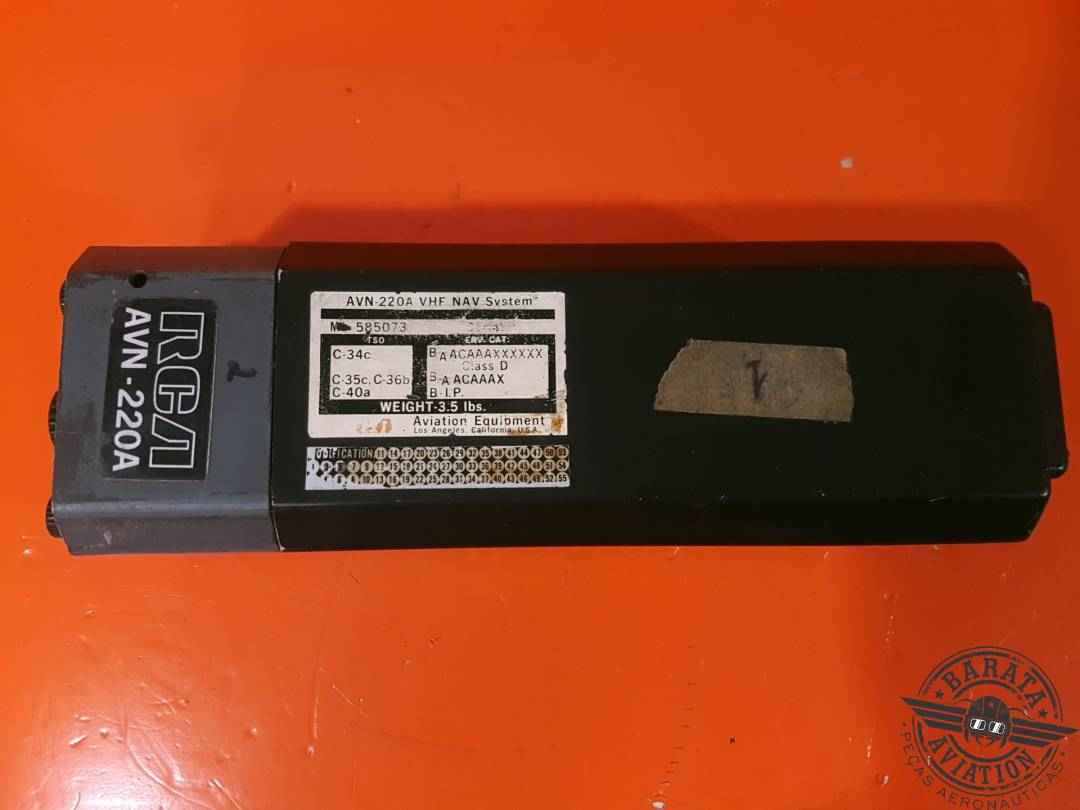 M1-585073 RCA VHF/ NAV SYSTEM MODEL AVN-220A