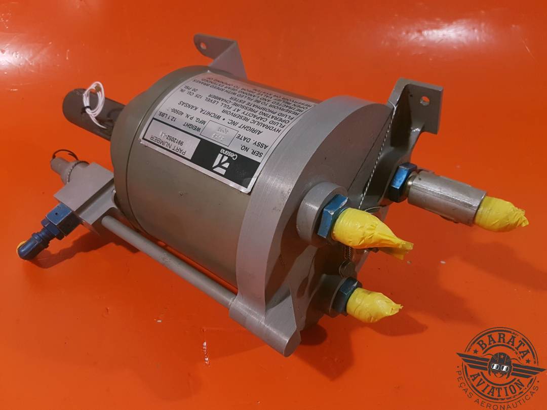 9912052-12 CESSNA RESERVOIR-MAIN HYDRAULIC