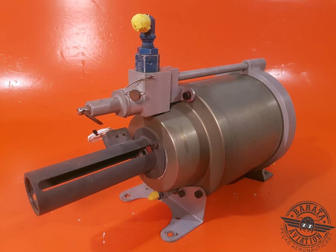 9912052-12 CESSNA RESERVOIR-MAIN HYDRAULIC