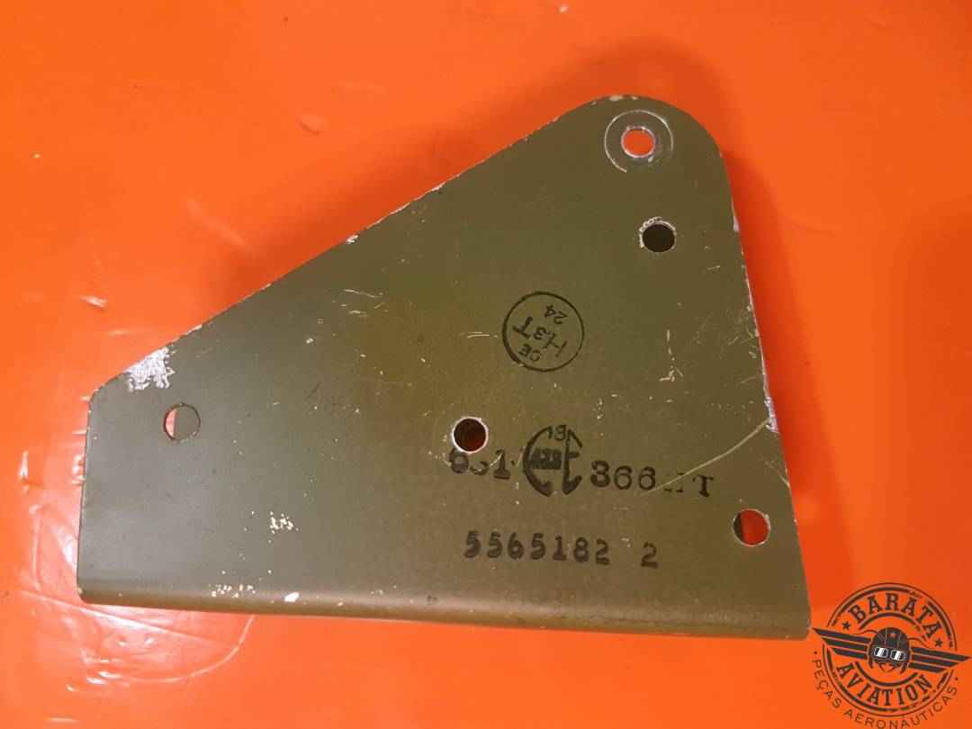 5565182-2 CESSNA BRACKET-LOWER FWD PULLEY  CONTROL SYSTEM - FLAP