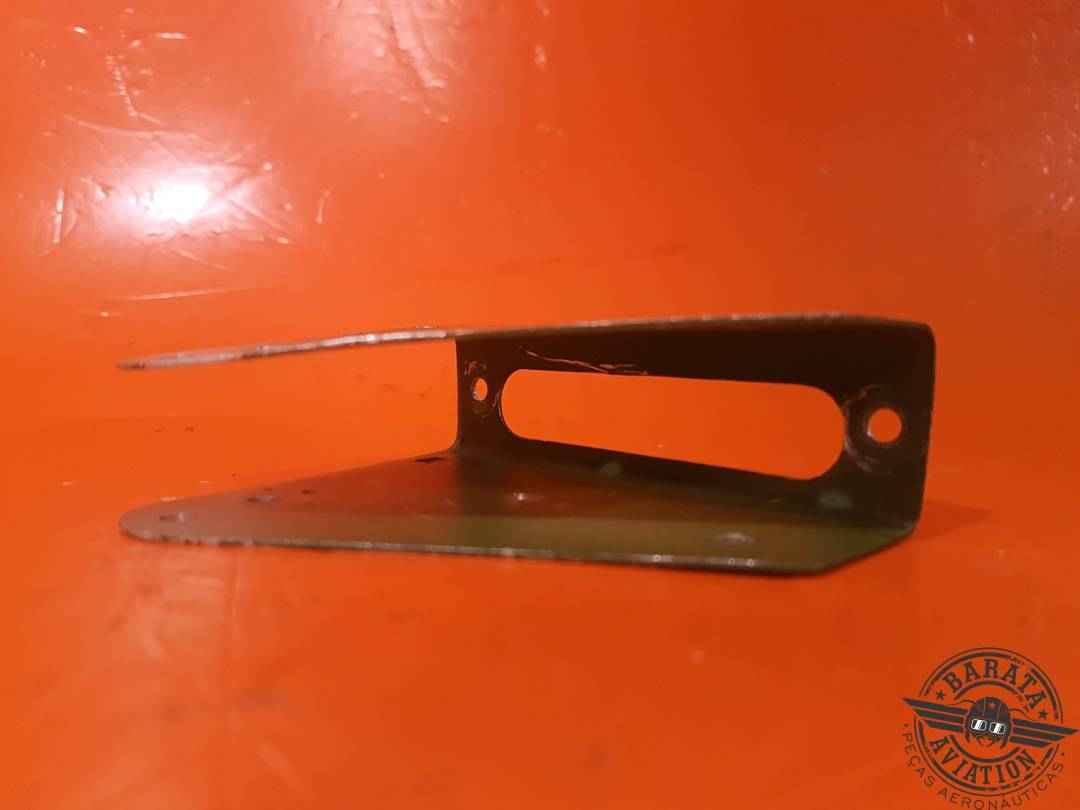 5565182-2 CESSNA BRACKET-LOWER FWD PULLEY  CONTROL SYSTEM - FLAP