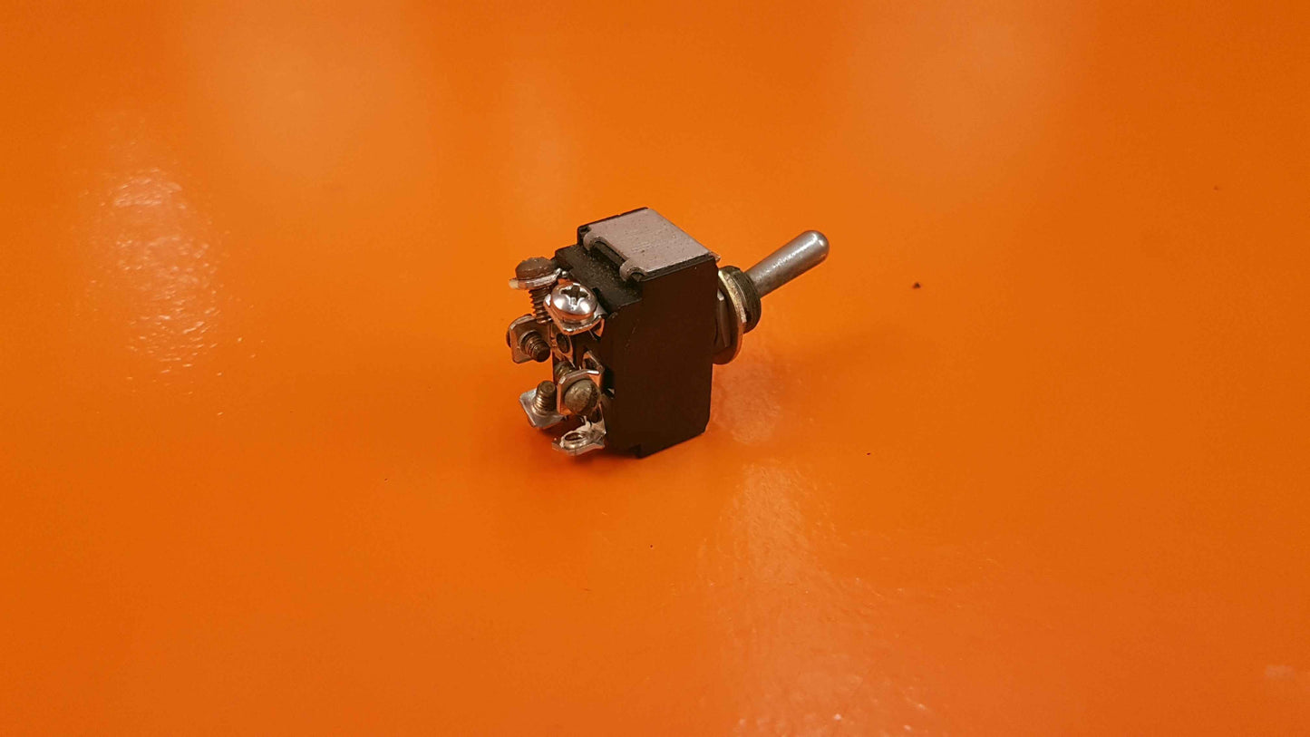 MS35059-23 Heavy Duty Two-Pole Toggle Switch