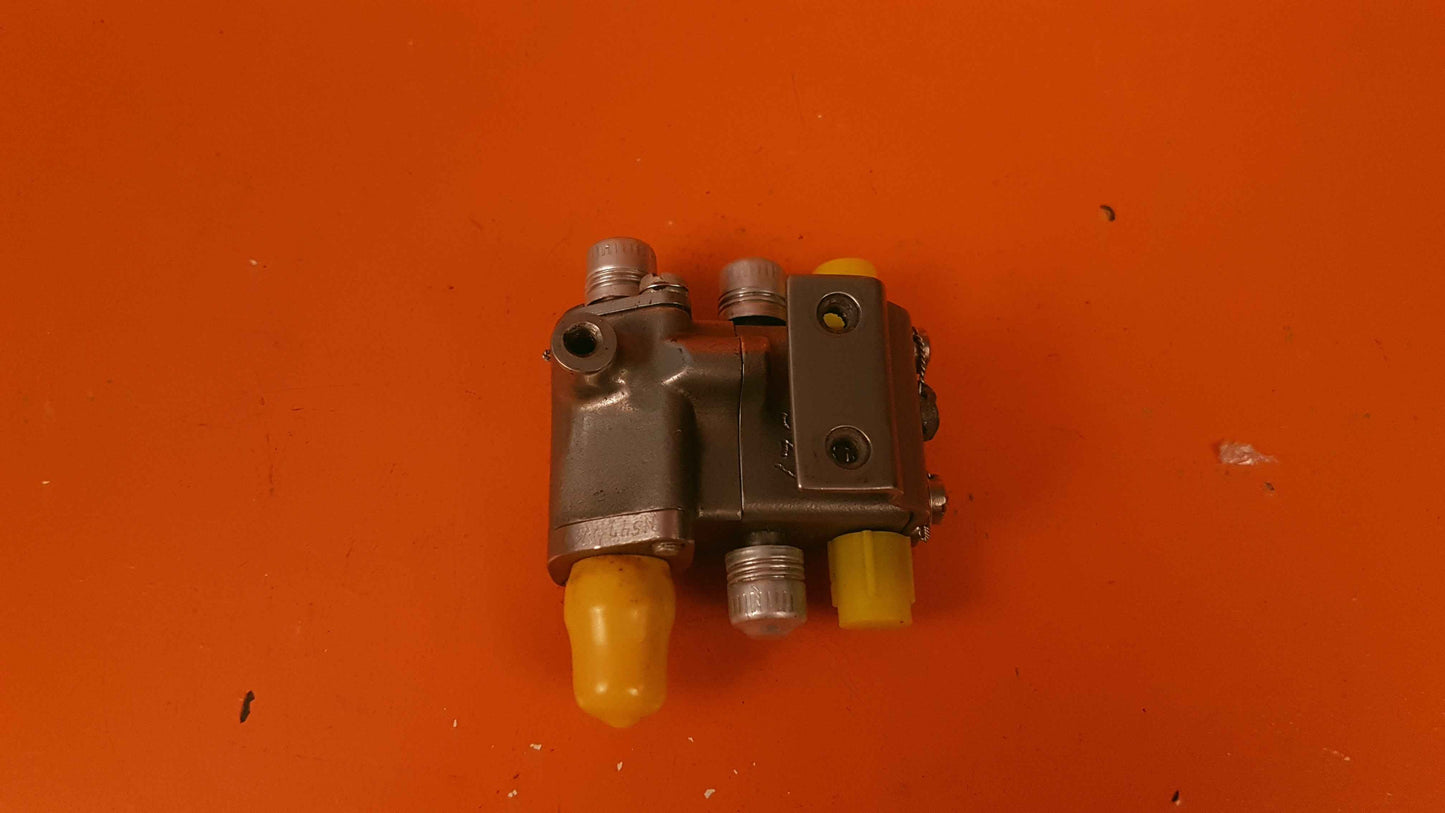 1-180-115-02 Bell Helicopter Fuel Flow Divider Valve