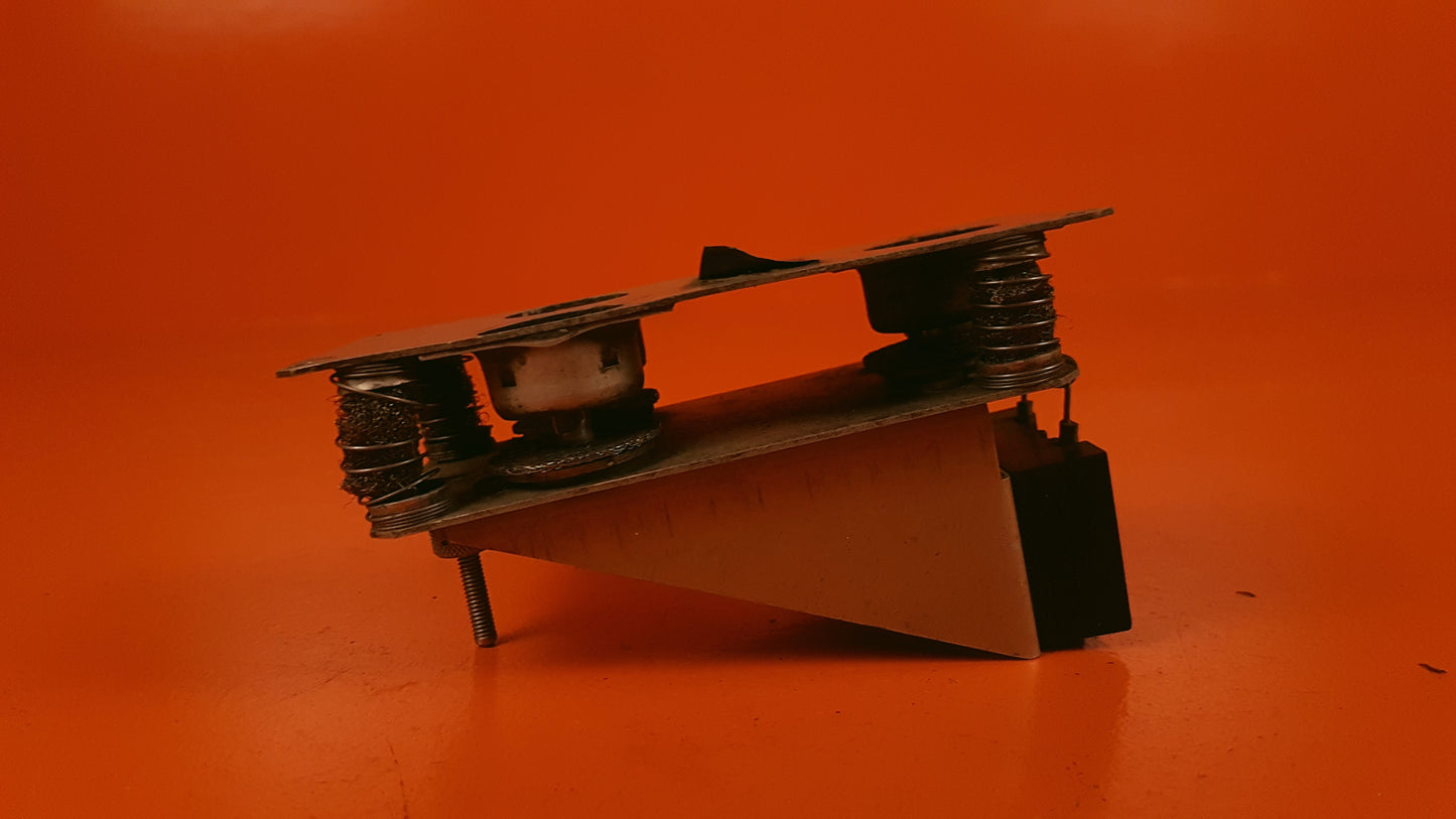 41531 Edison Mount Assembly