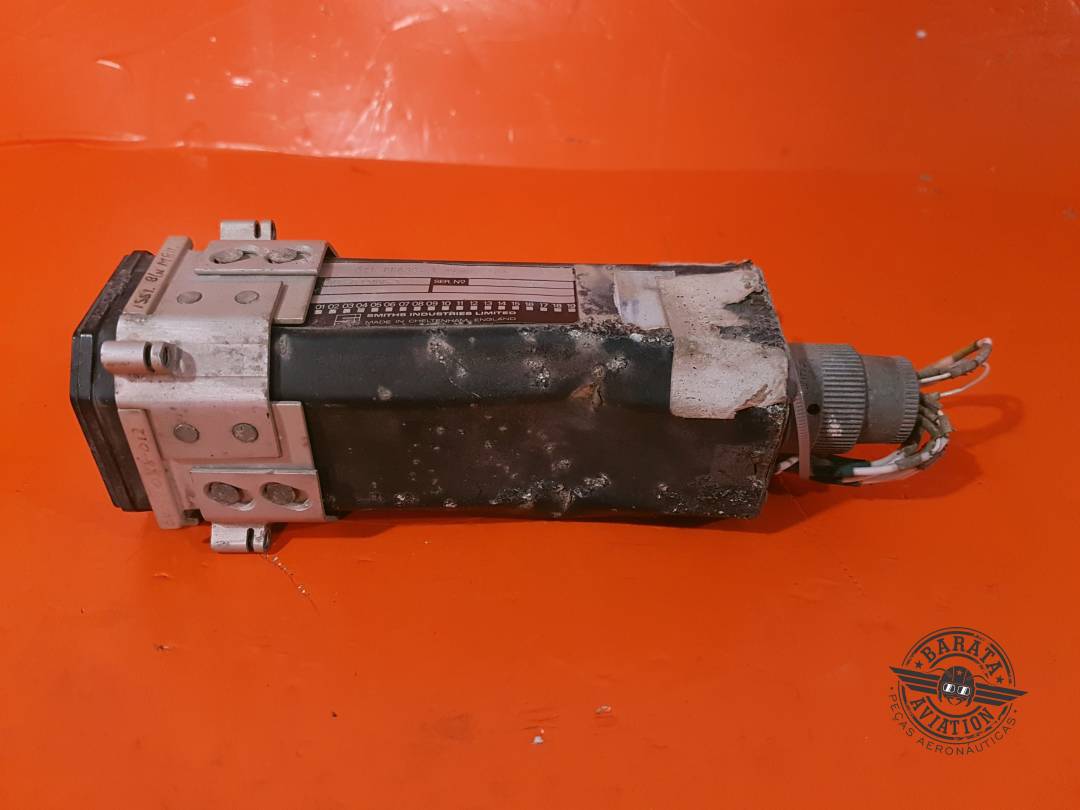 WL-813MV-3 Smiths Oil Temp & Press Indicator - Inoperative - For Parts Only