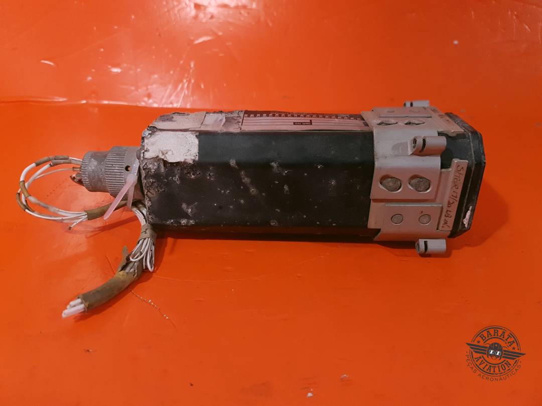 WL-813MV-3 Smiths Oil Temp & Press Indicator - Inoperative - For Parts Only