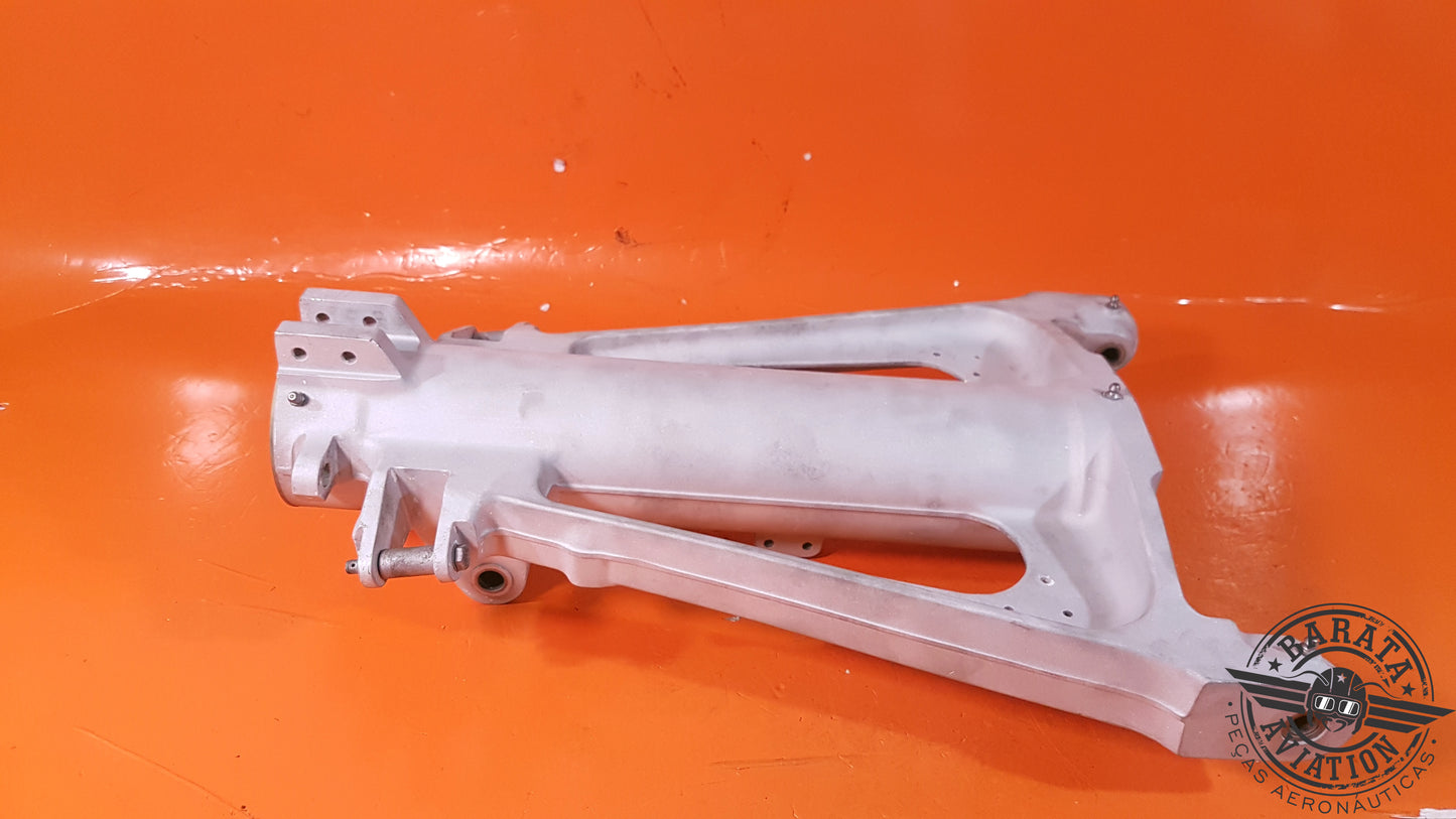 101-820024-5   Beech Brace Assy