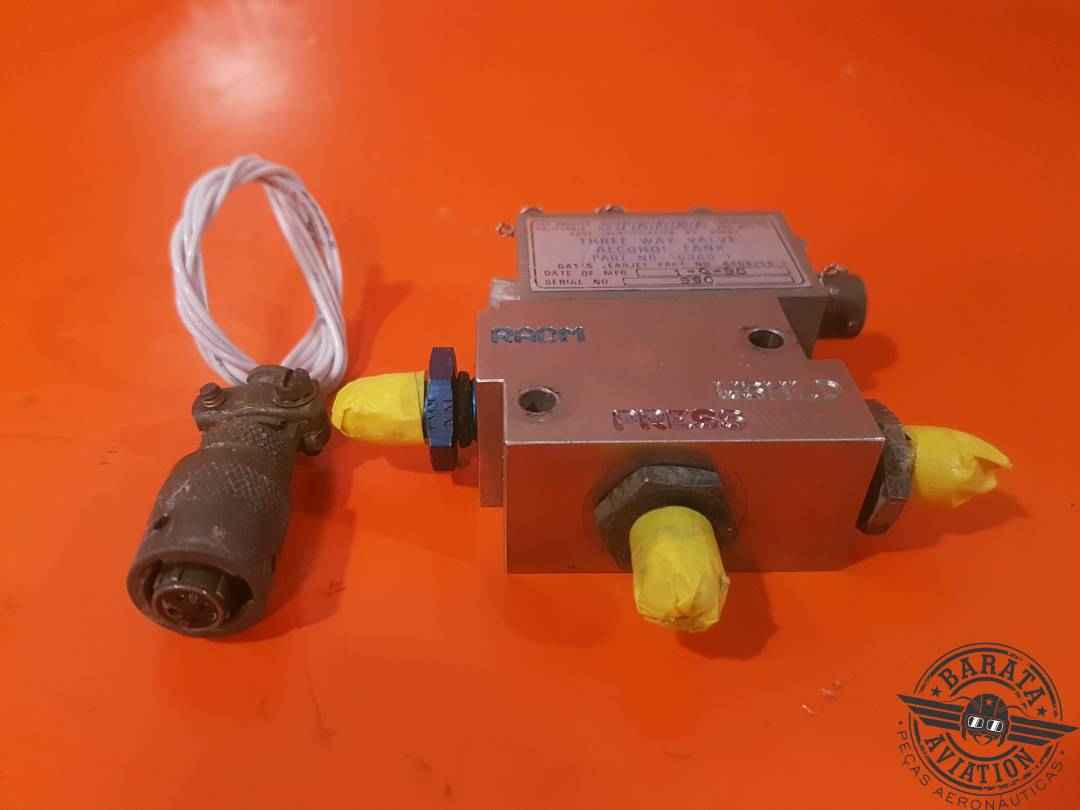 6608258-2 Gates Learjet/Esterer Three Way Valve