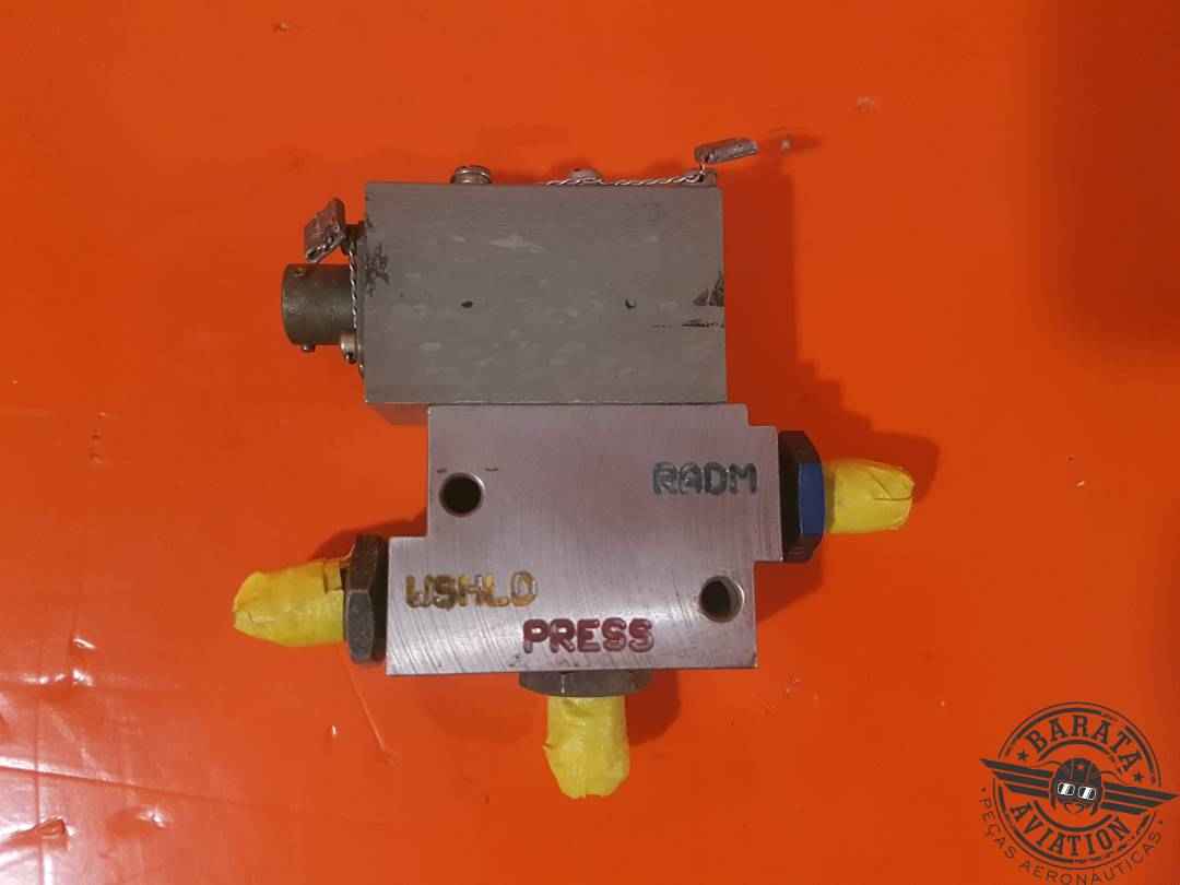 6608258-2 Gates Learjet/Esterer Three Way Valve