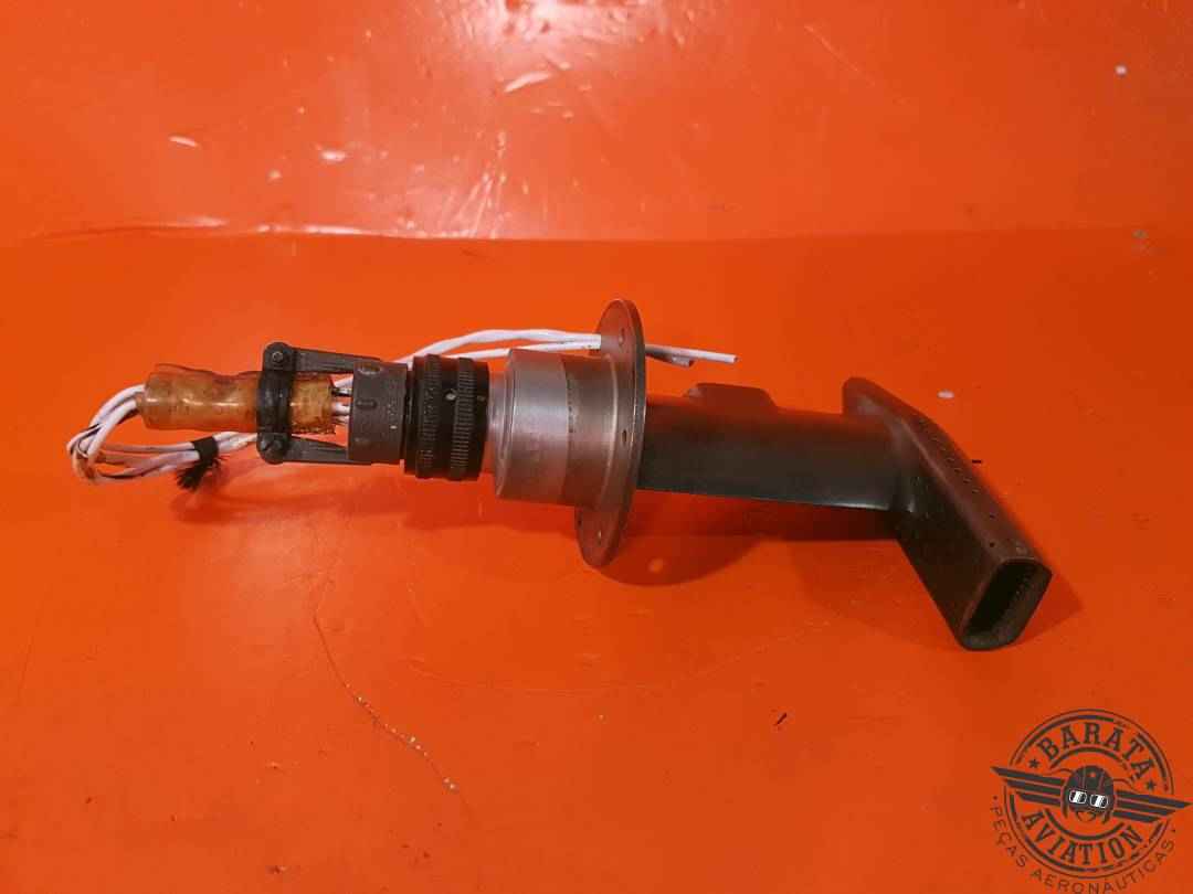 102AU1AG Rosemount Sensor Total Air Temp 28 vdc - W/ Connector