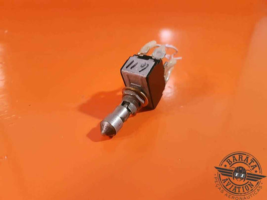 MS25126-D1 Cutler Hammer Toggle Switch On/Off/On