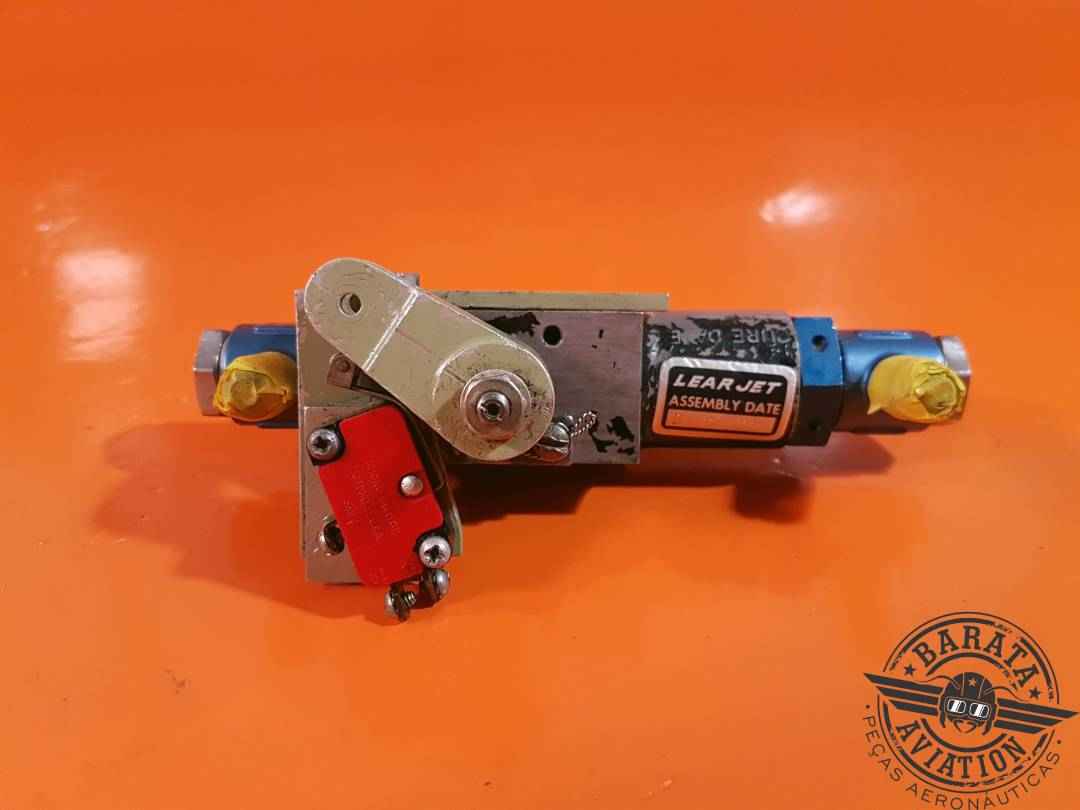 2380059-16 Learjet Parking Brake Valve Assy