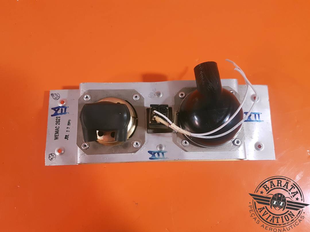 2621 Wemac Overhead Light & AC Vent - w/ Mounting Bracket