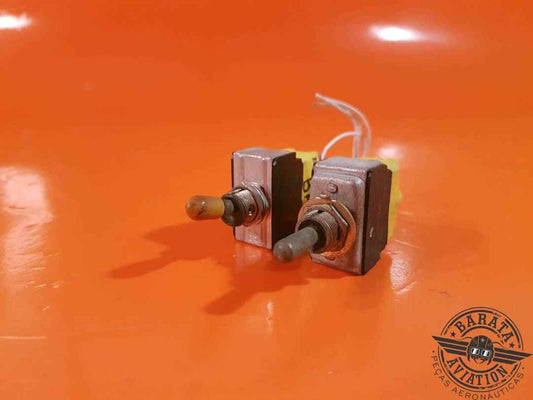 Cutler Hamer Kit Of 2 Switches