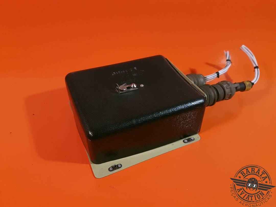 2518337-3 Gates Learjet Relay Box Assy - W/ Connectors