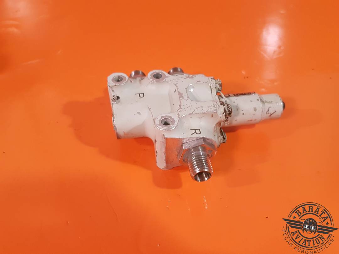 120-32943-001 Embraer Sequence Valve Assy - 3000 psi