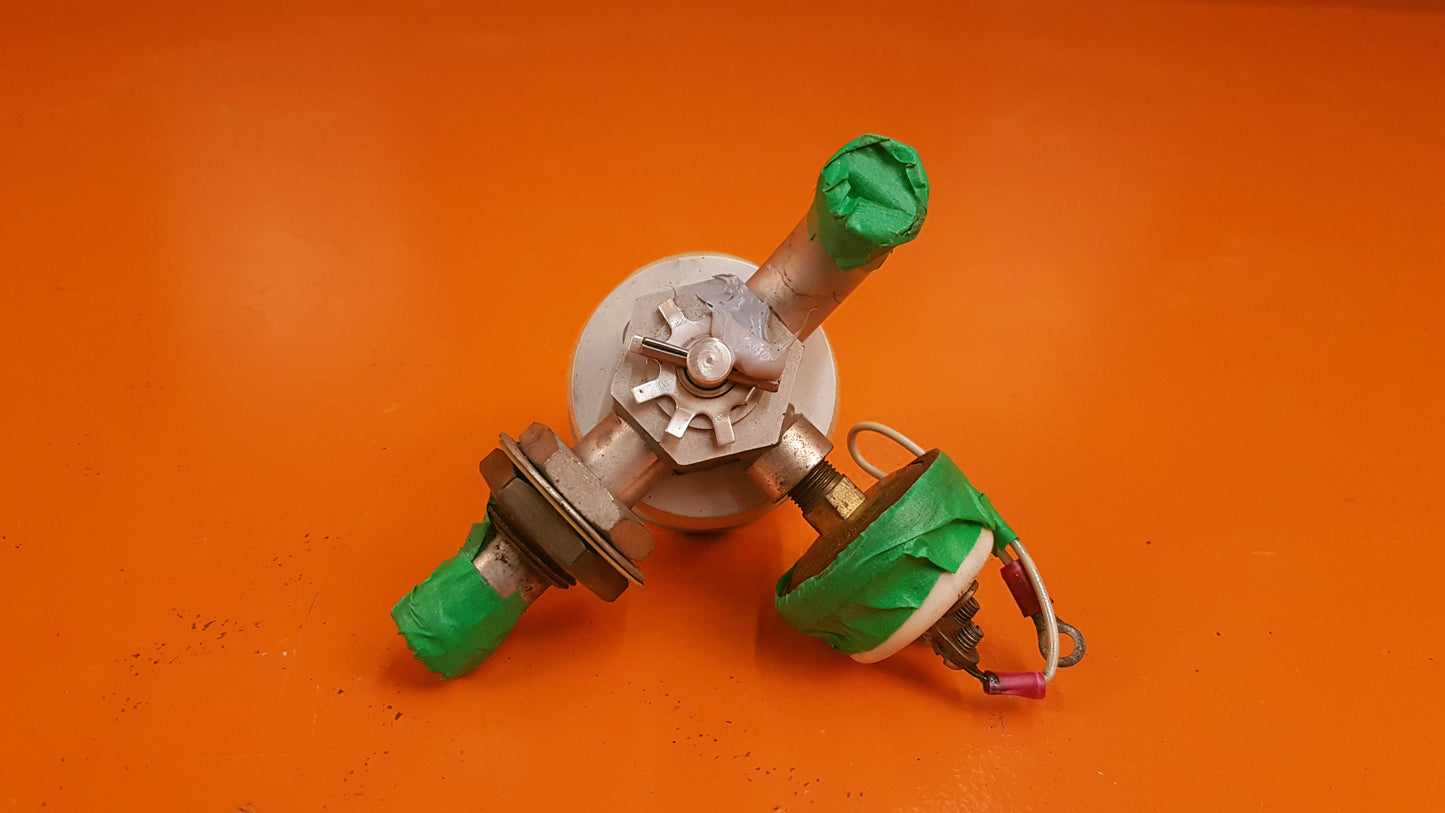 2H3-27 Airborne Vacuum Regulating Valve