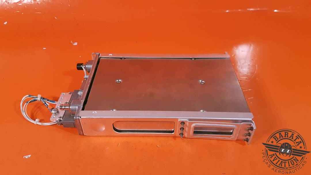 011-00779-10 Garmin GTX33 Transponder - 14/28 Vdc - W/ Mount Tray And Backplate