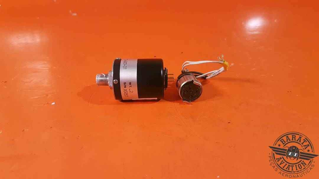 17-600-01 U.M.A.Inc Differential Pressure Switch - w/ connector