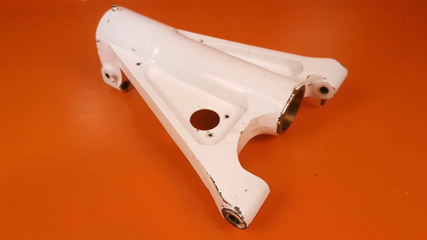 45-820096-17 Beech Nose Landing Gear Brace