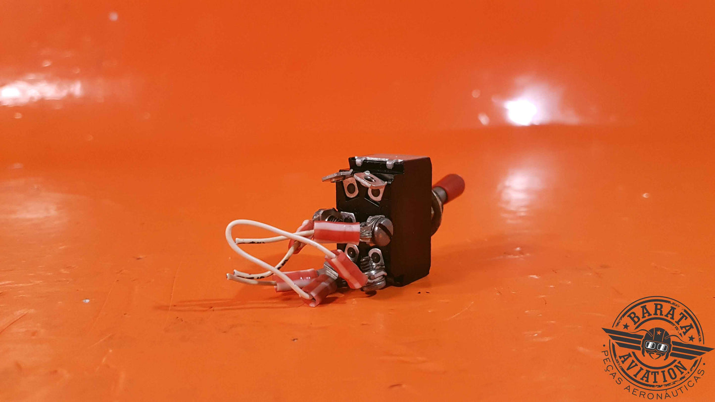 MS35059 Cutler-Hammer Toggle Switch On/On