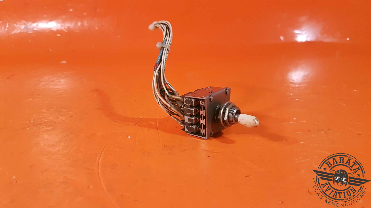 M8805/93-026 Toggle Switch 2 Positions