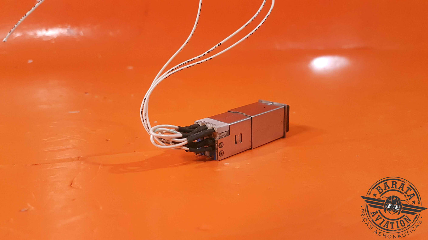 M22885/90 Optics Annunciator Switch