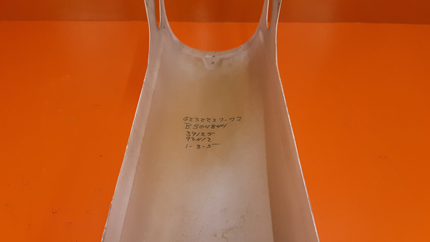 6232237-72 Cessna Citation 650 Center Assy - Upper Bullet