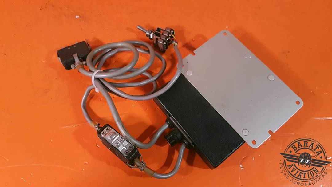 6852-914 Woodward Propeller Synchronizer Control Box
